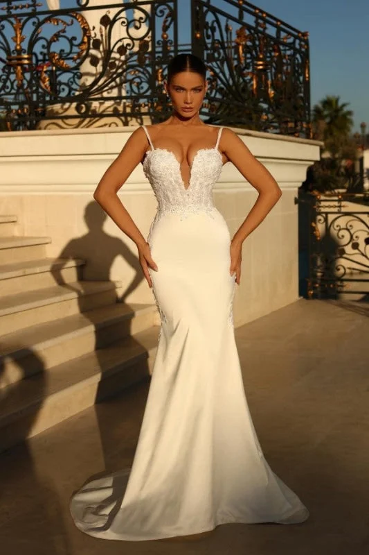 Charming Spaghetti Straps Mermaid Floor Length Wedding Dress