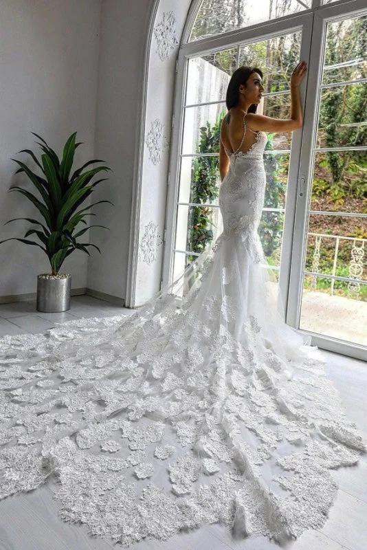 Exquisite Spaghetti Straps Mermaid Floral Wedding Dress with Train